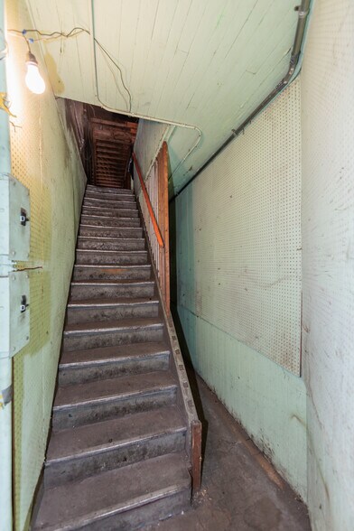 More Photos Of 4134-4136 Lorain Ave, Cleveland Storefront Retail Residential For Sale