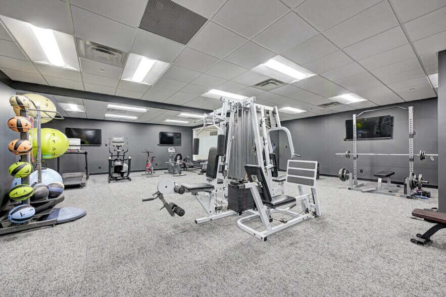 More Photos Of 429 N Pennsylvania St, Indianapolis Office For Lease
