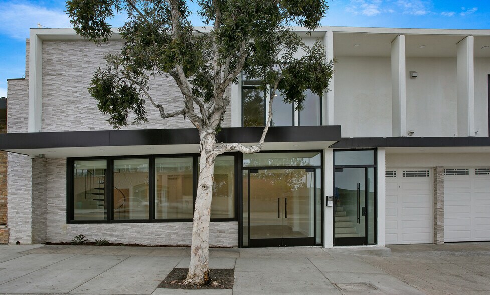 More Photos Of 621 Ramona Ave, Laguna Beach Apartments For Sale