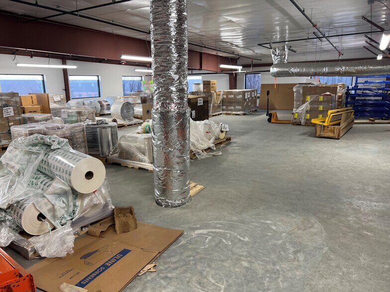 More Photos Of 1425 Nagel Blvd, Batavia Industrial For Sale