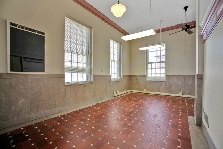 More Photos Of 2 Waln St, Wellsboro Office For Sale