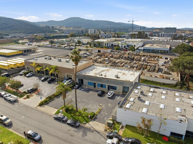 More Photos Of 228 Venture St, San Marcos Manufacturing For Sale