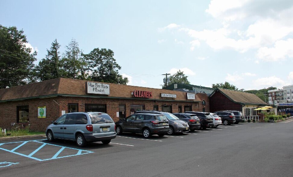 More Photos Of 1302 Monmouth Rd, Mount Holly Storefront Retail Office For Lease