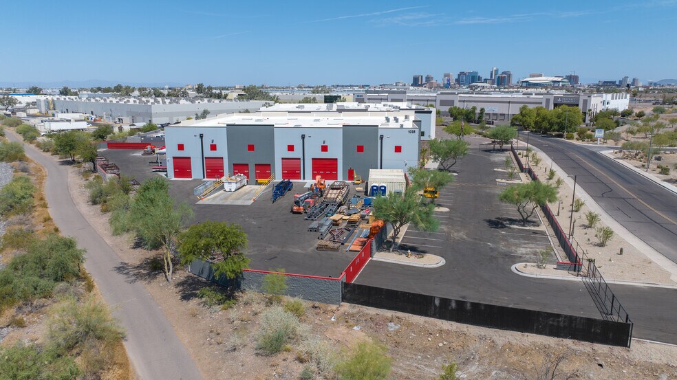 More Photos Of 1035 E Riverview Dr, Phoenix Distribution For Lease