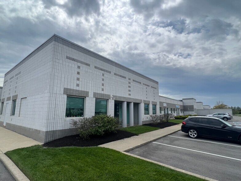 More Photos Of 7202 E 87th St, Indianapolis Light Manufacturing For Lease