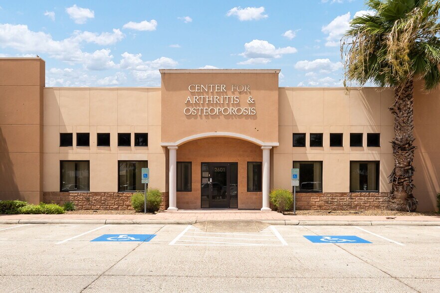 More Photos Of 2601 Cornerstone Blvd, Edinburg Medical For Sale
