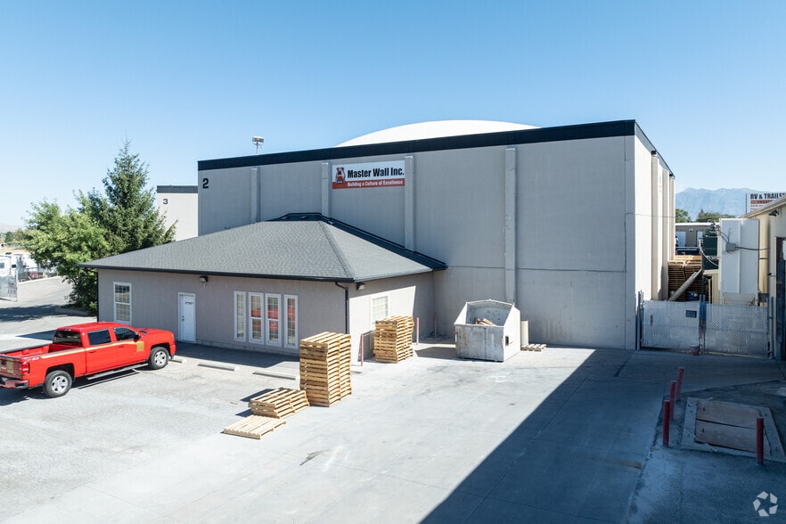 More Photos Of 810 W Utah Ave, Payson Warehouse For Sale