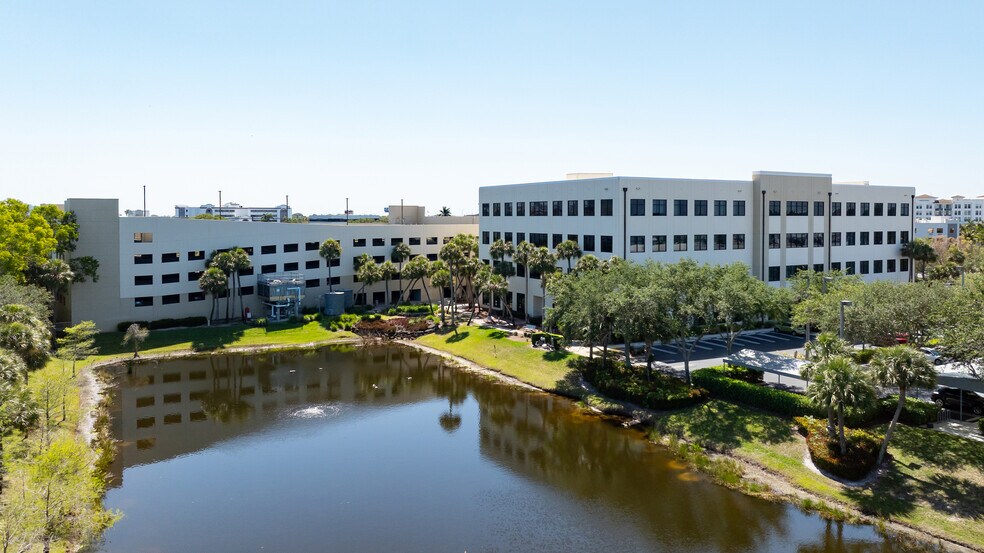 More Photos Of 1641 Worthington Rd, West Palm Beach Office For Lease