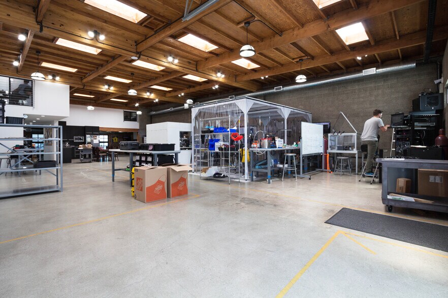 More Photos Of 113-117 Sierra St, El Segundo Loft Creative Space For Lease