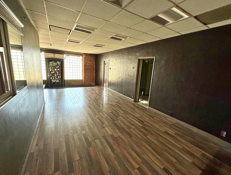 More Photos Of 1827 Hope St, Los Angeles Warehouse For Lease