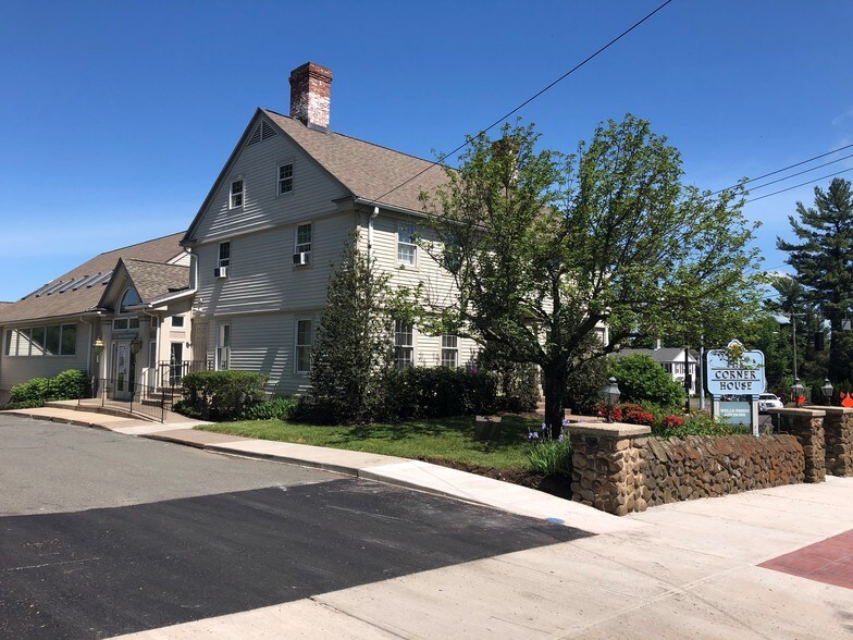 More Photos Of 4 Main St, Farmington Coworking Space