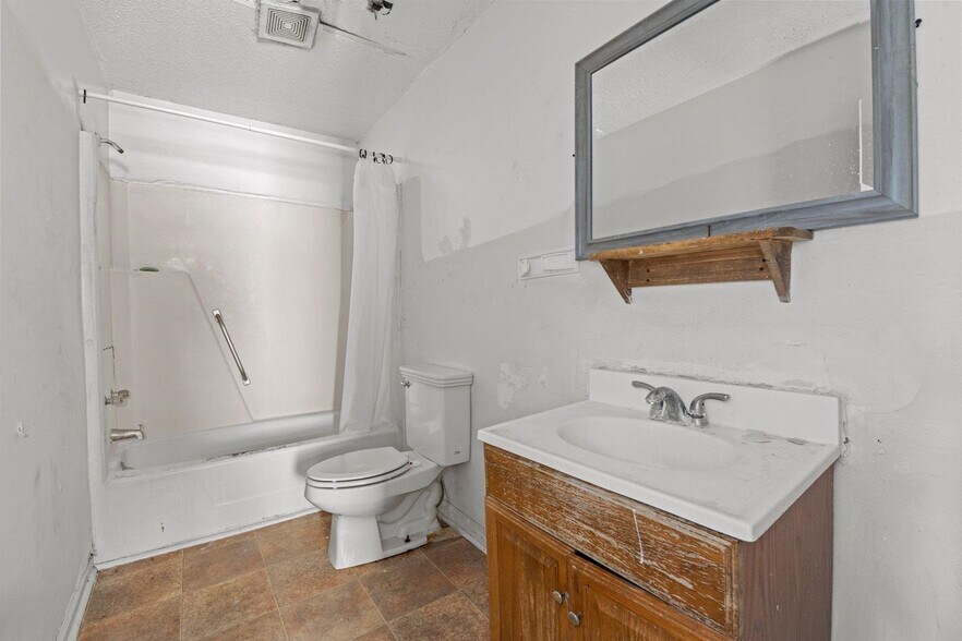 More Photos Of , Raleigh Multifamily For Sale