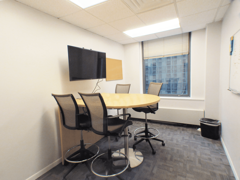 More Photos Of 105 W Madison St, Chicago Office Residential For Lease