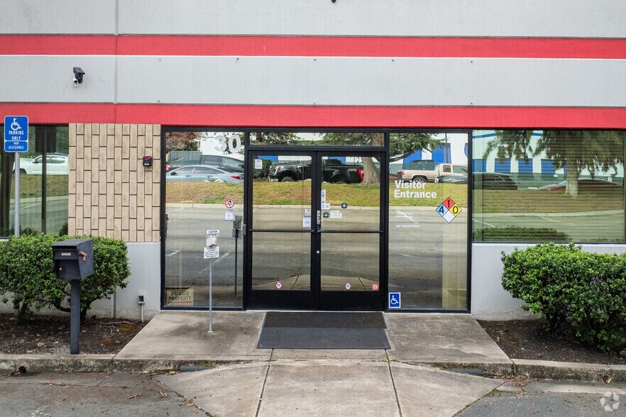 More Photos Of 30 Lindbergh Ave, Livermore Research And Development For Lease