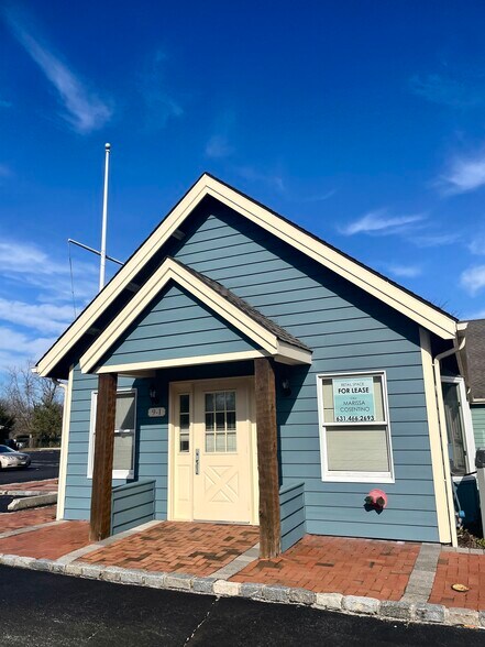 More Photos Of 53345 Main Rd, Southold Freestanding For Lease