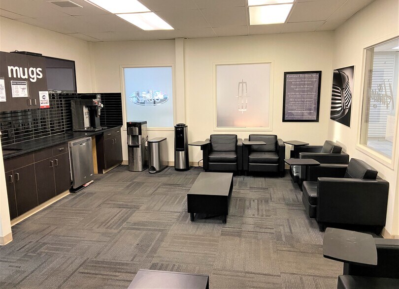 More Photos Of 10101 112 St, Grande Prairie Auto Dealership For Sale