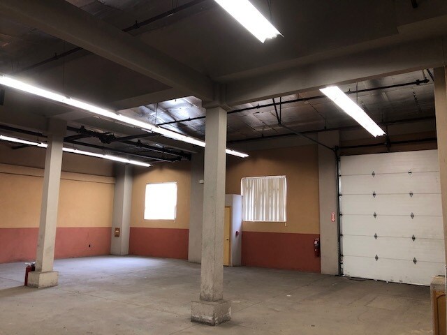 More Photos Of 174-180 Getty Ave, Clifton Warehouse For Lease