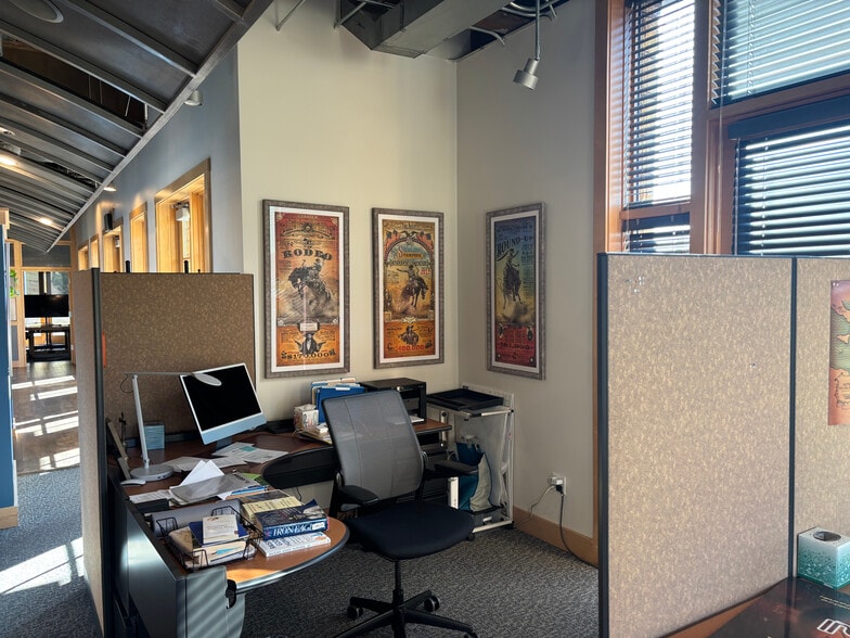 More Photos Of 300 General Palmer Dr, Palmer Lake Office For Lease