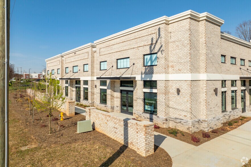 Primary Photo Of 3612 Hwy 49 South, Harrisburg Medical For Lease