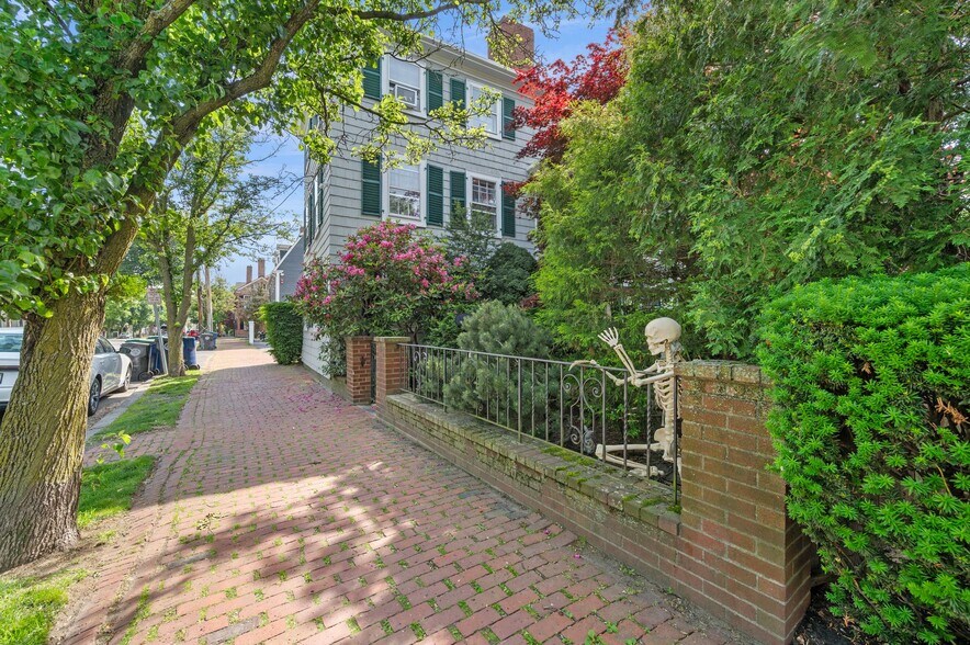 More Photos Of 395 Essex St, Salem Multifamily For Sale