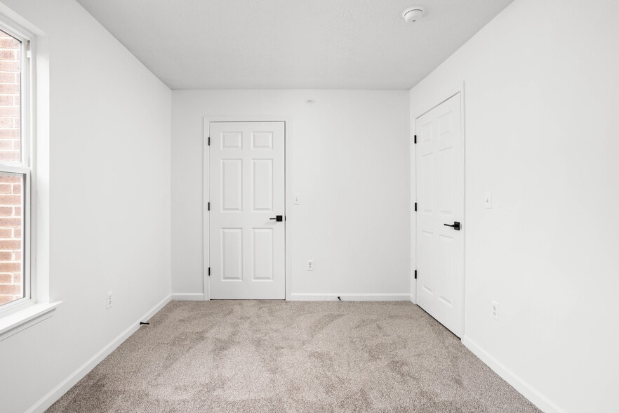 More Photos Of 3821 Central Ave, Indianapolis Apartments For Sale