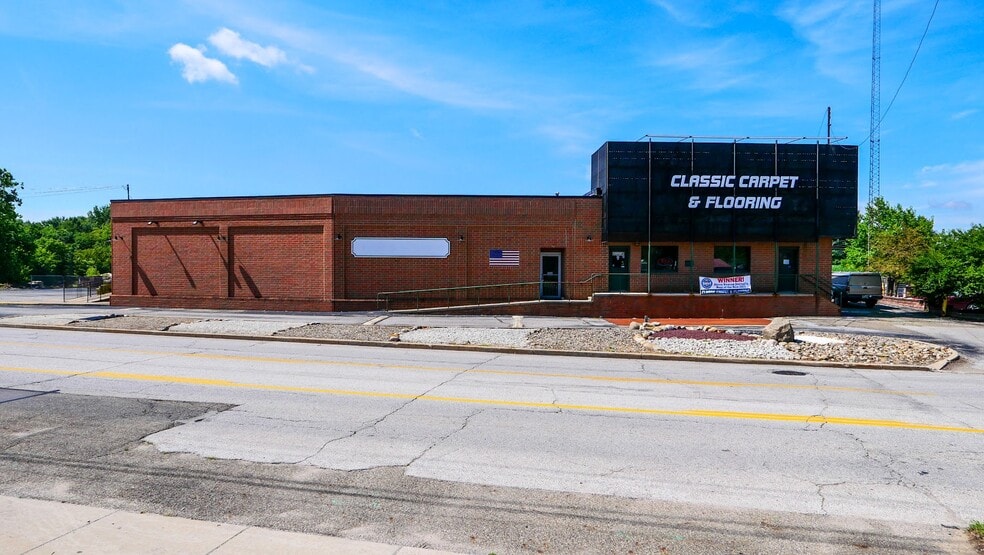 More Photos Of 50 Southeast Ave, Tallmadge Freestanding For Sale