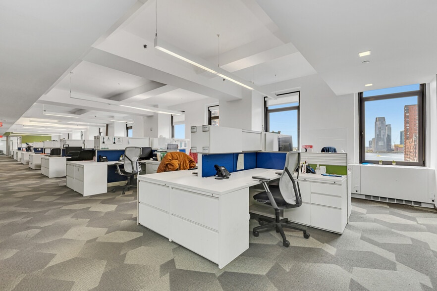 Primary Photo Of 40 Rector St, New York Office For Sale