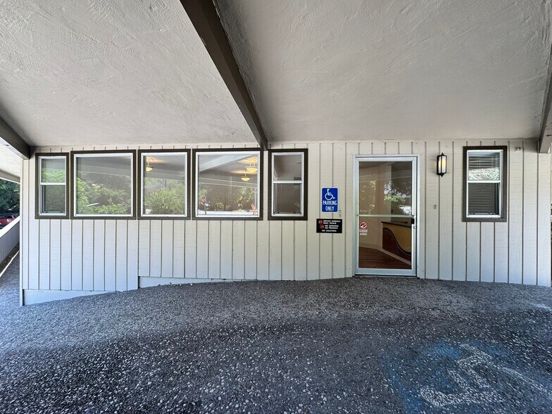 More Photos Of 13350 Big Basin Way, Boulder Creek Medical For Lease