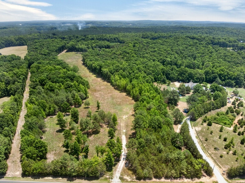 More Photos Of 11202 Rougemont Rd, Bahama Land For Sale