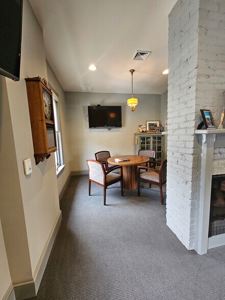 More Photos Of 511 N New St, Bethlehem Office Residential For Sale