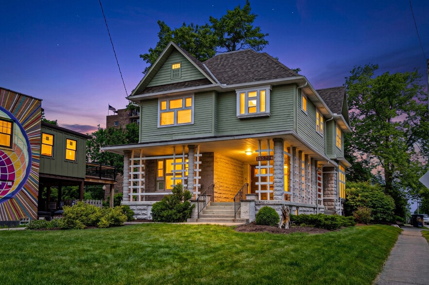 More Photos Of 15522 Madison Ave, Lakewood General Retail For Sale