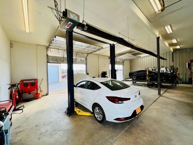 More Photos Of 420 Windance Rd, Baldwyn Light Manufacturing For Sale