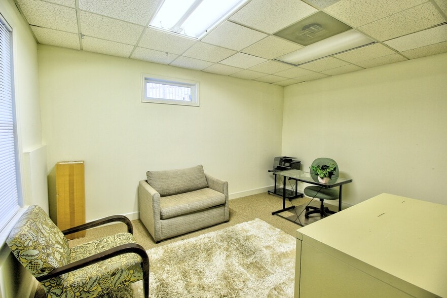 More Photos Of 748-758 Holcomb Bridge Rd, Norcross Office For Sale