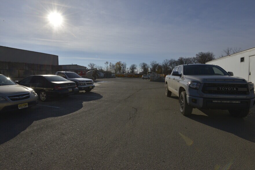 More Photos Of 97 Chimney Rock Rd, Bridgewater Unknown For Lease