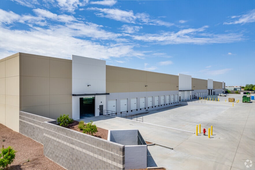 More Photos Of 1205 N Eliseo Felix Jr Way, Avondale Unknown For Lease