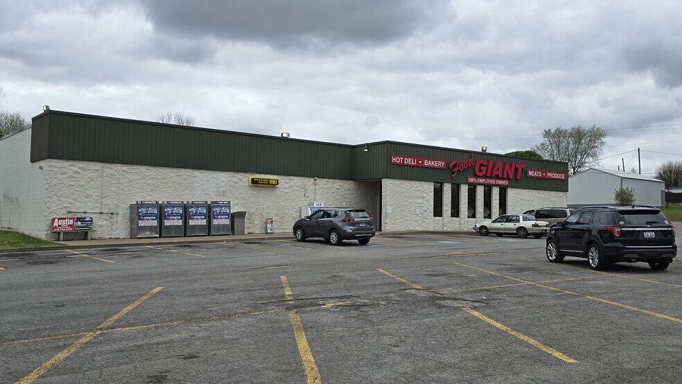 More Photos Of 219 S 2nd St, Central City Freestanding For Sale