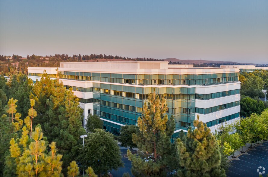 More Photos Of 2603 Camino Ramon, San Ramon Coworking Space