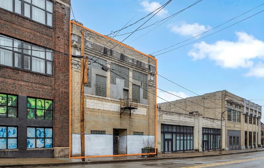 Primary Photo Of 420 N Craig St, Pittsburgh General Retail For Sale