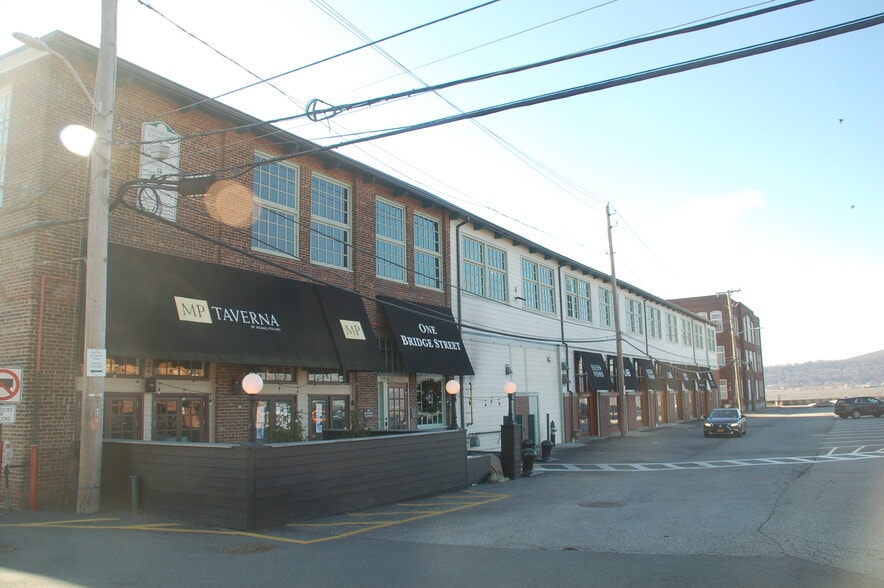 More Photos Of 1 Bridge St, Irvington Office For Lease