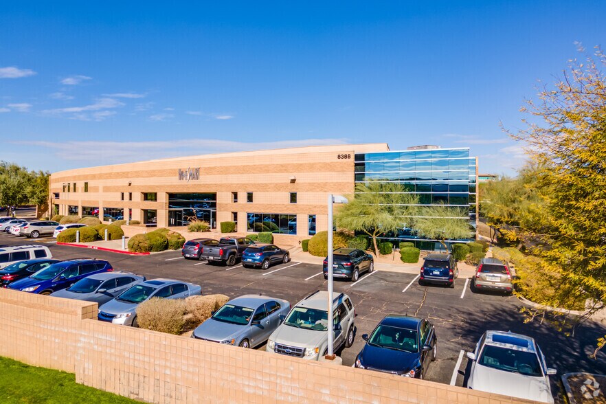 More Photos Of 8388 E Hartford Dr, Scottsdale Light Manufacturing For Lease