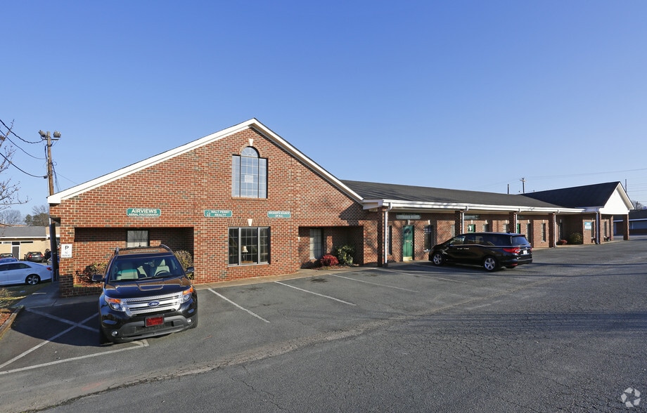 Primary Photo Of 1661 Walkup Ave, Monroe Office For Lease