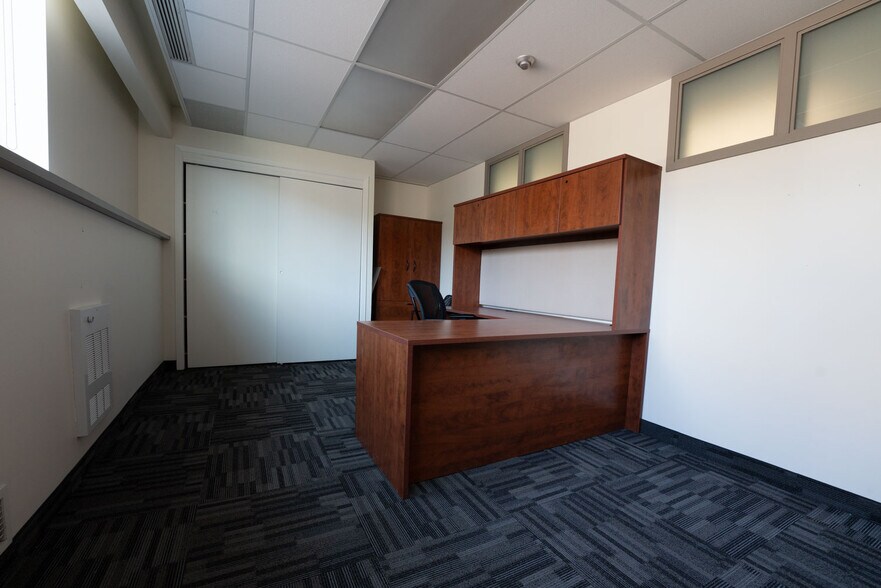 More Photos Of 500 Macpherson Av, Toronto General Retail For Lease