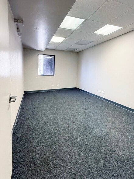 More Photos Of 249 Merchant St, Honolulu Office Residential For Lease