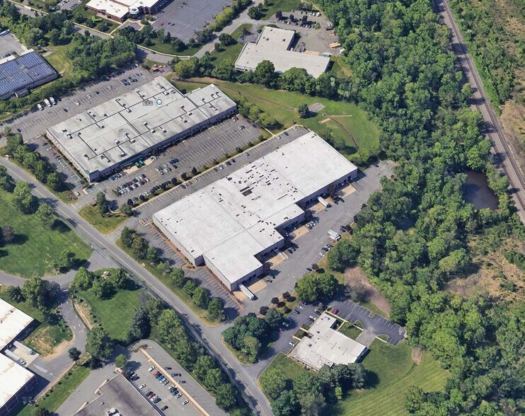 More Photos Of 1445 Lower Ferry Rd, Ewing Warehouse For Lease