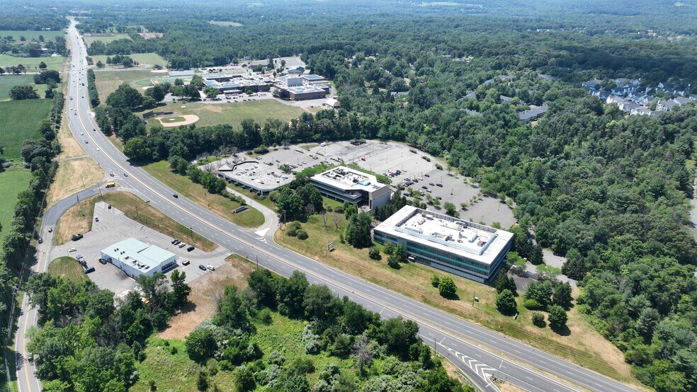 More Photos Of 1465 State Route 31 S, Annandale Medical For Lease