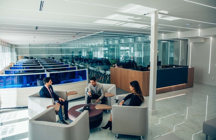 More Photos Of 975 N Miami Beach Blvd, North Miami Beach Coworking Space