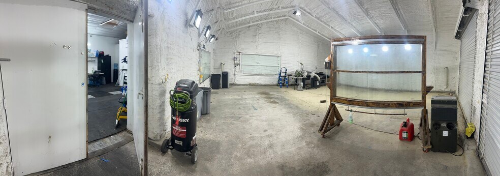 More Photos Of 1601 Bench Mark Dr, Austin Warehouse For Lease