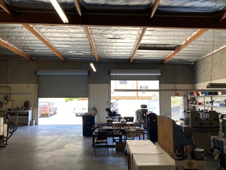 More Photos Of 2455 Lewis Ave, Signal Hill Warehouse For Sale