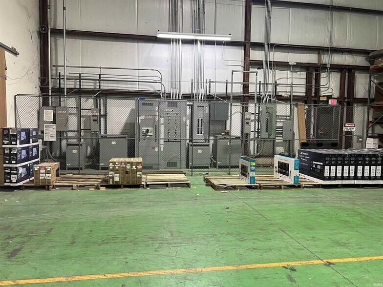 More Photos Of 3471 N Union Dr, Olney Warehouse For Sale