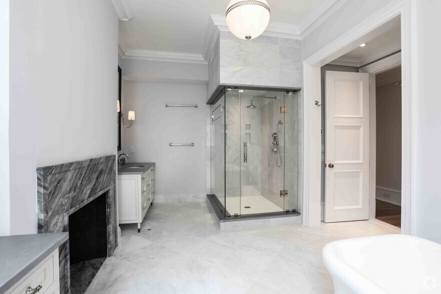 More Photos Of 2230 Massachusetts Ave NW, Washington Office For Sale